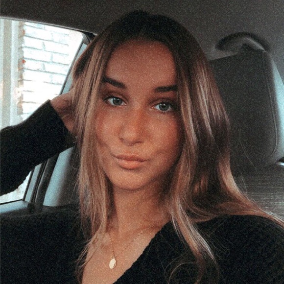 alysonkono